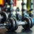 Ćwiczenia na biceps z hantlami: skuteczny plan dla każdego